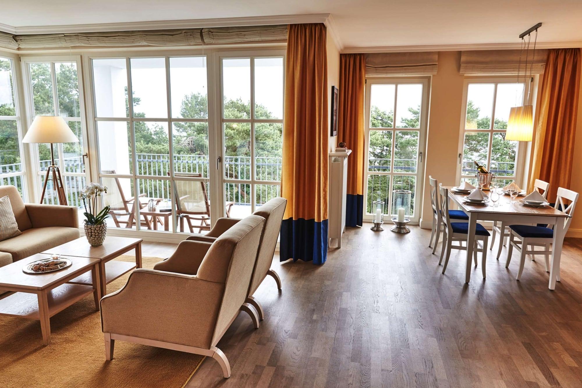 Steigenberger Grandhotel & Spa Heringsdorf Luaran gambar A suite at the Hotel de la Paix