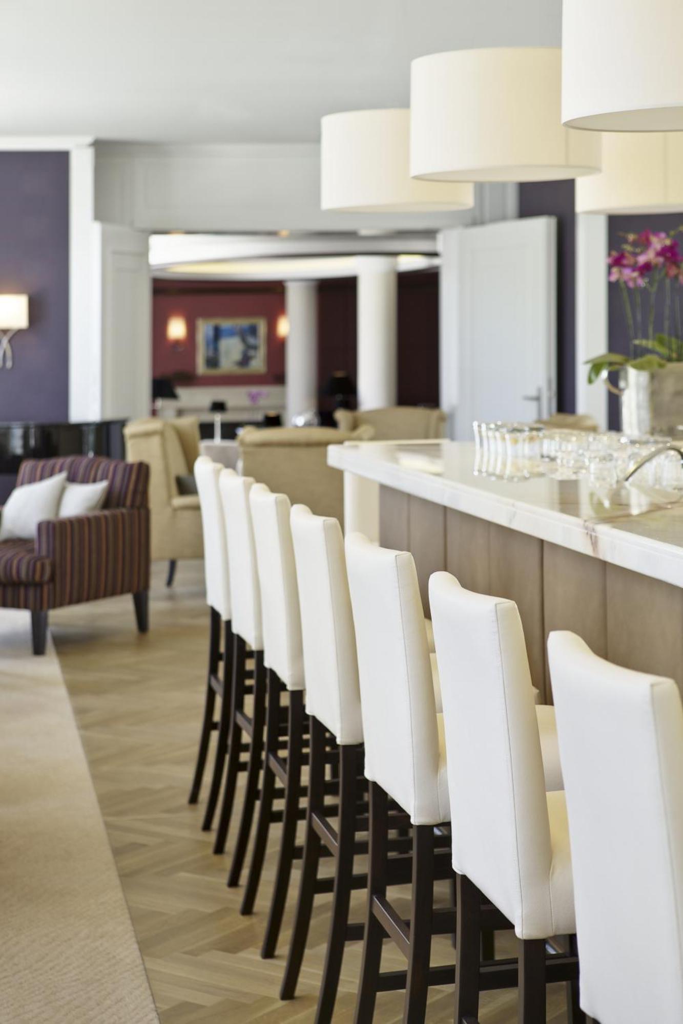 Steigenberger Grandhotel & Spa Heringsdorf Luaran gambar Club Lounge at the airport