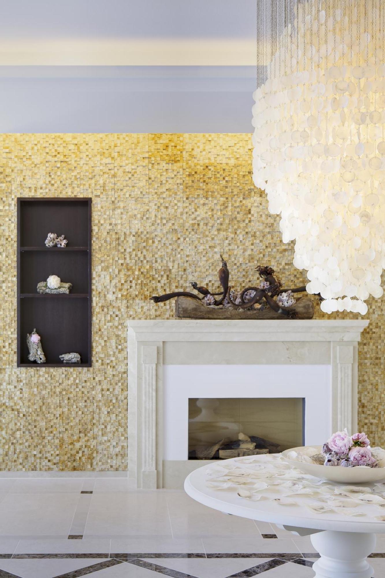 Steigenberger Grandhotel & Spa Heringsdorf Luaran gambar Gold leafing on a wall