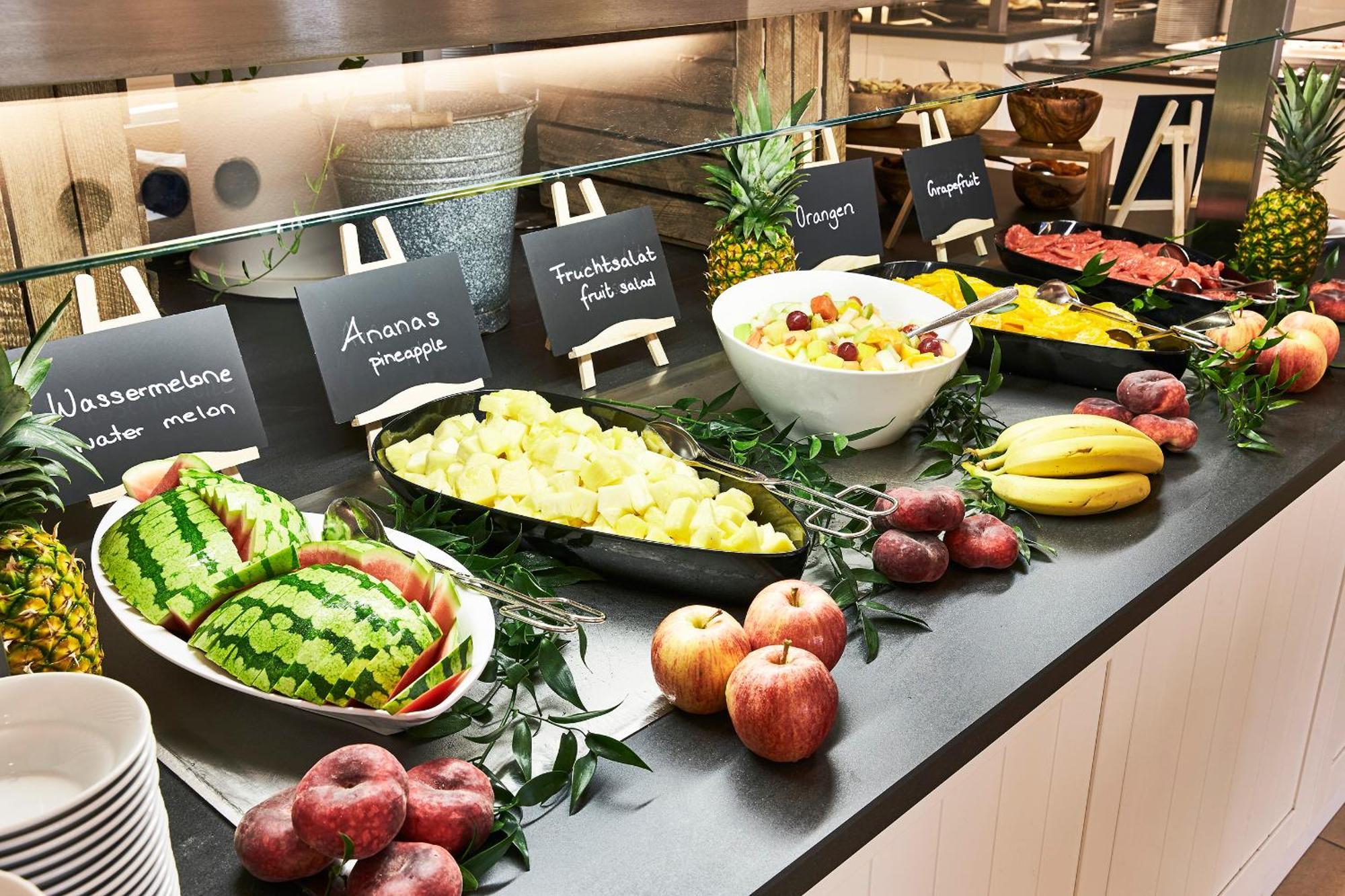 Steigenberger Grandhotel & Spa Heringsdorf Luaran gambar Fruit salad